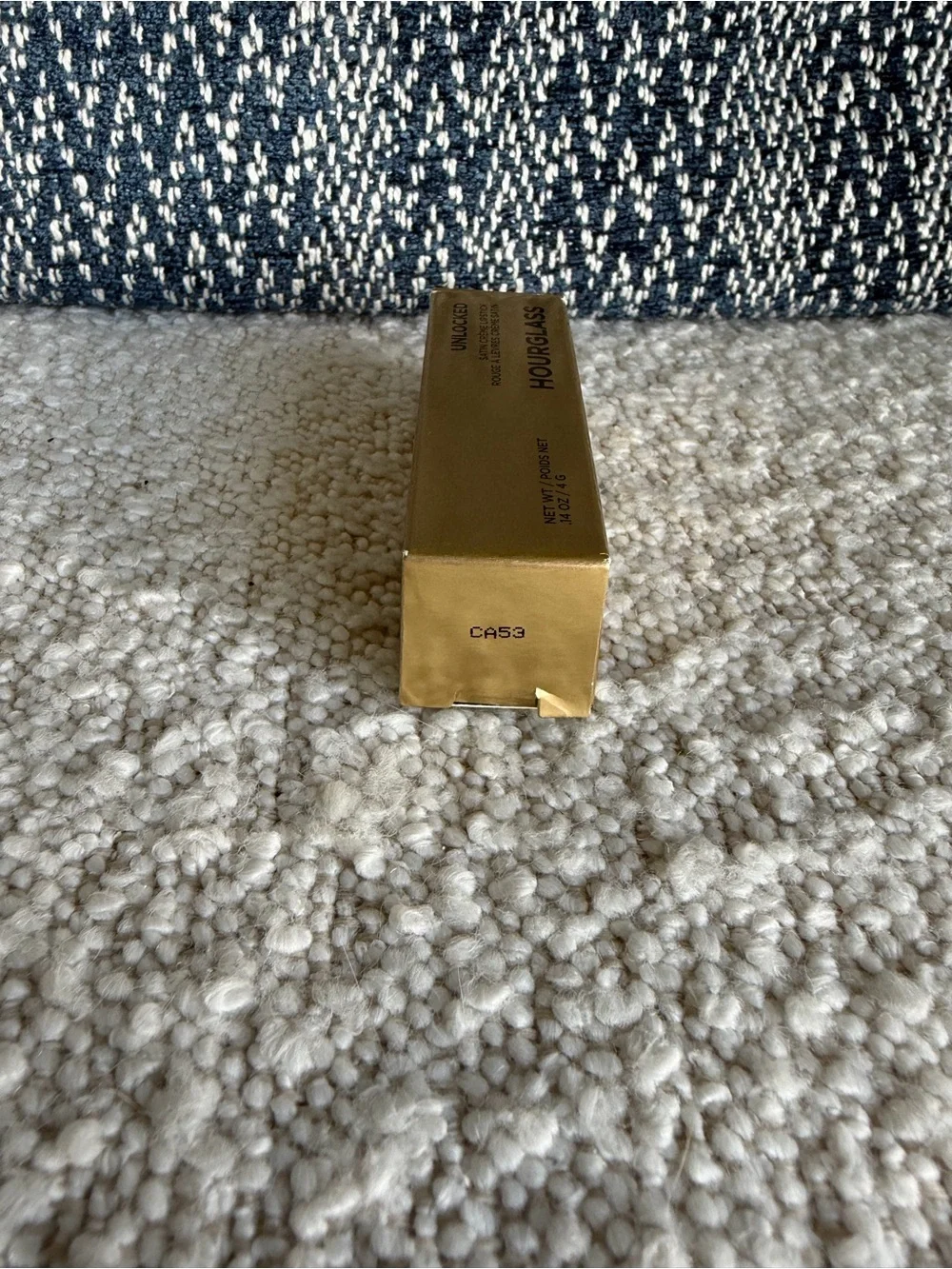 Hourglass Unlocked Satin Crème Lipstick ~Flora 330 Berry Rose